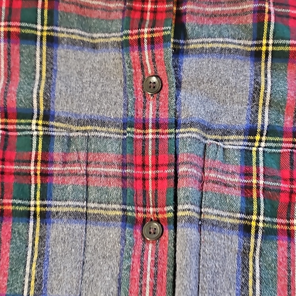 L.L. Bean Men's Relaxed Fit Plaid Flannel Button-Up Shirt Gray Red Green Large - Picture 3 of 3